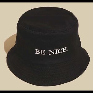 🎀🆕 Be Nice bucket hat